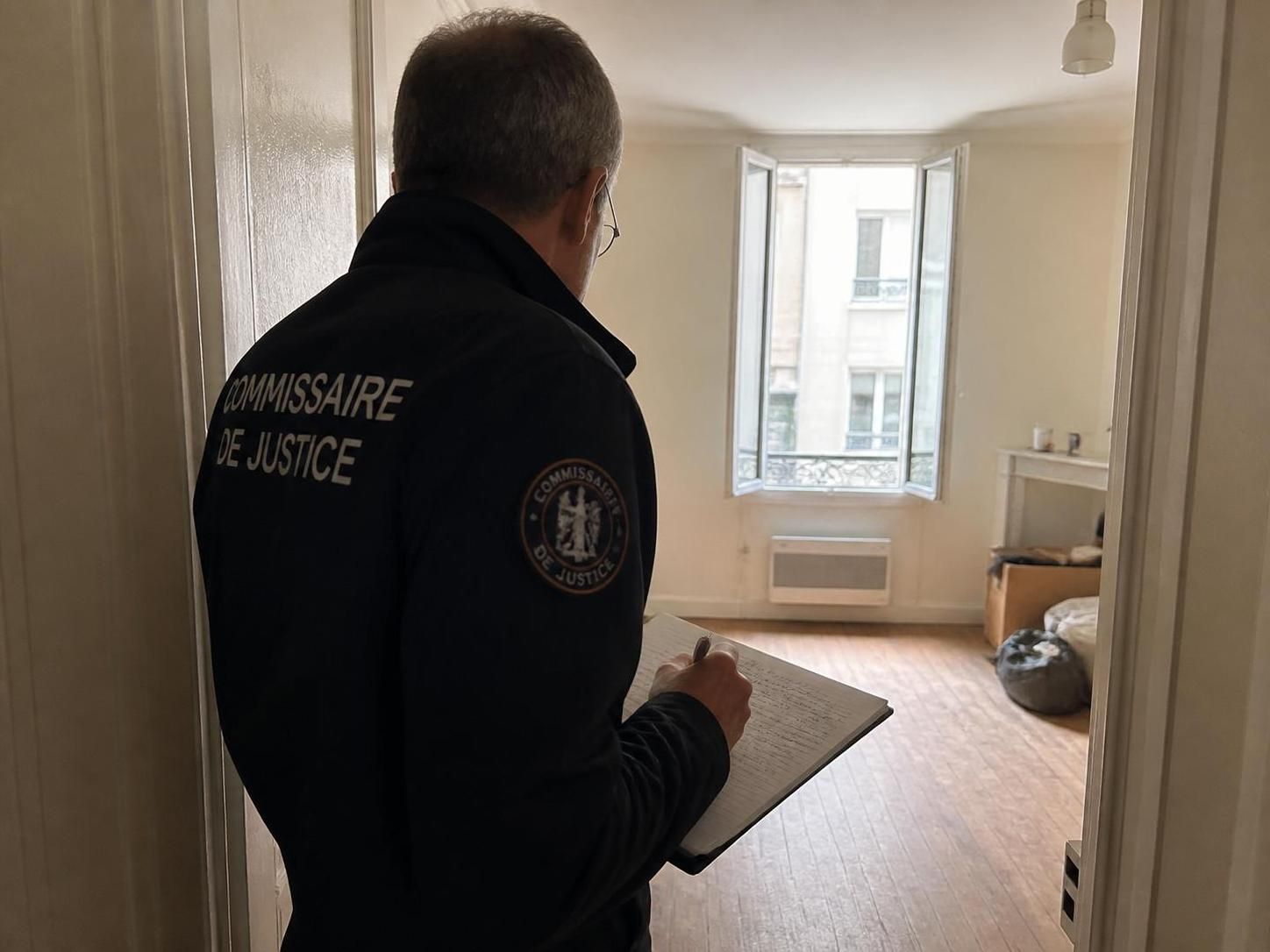 découvrez des méthodes efficaces et des conseils pratiques pour retrouver un locataire qui part sans laisser d’adresse, et sécurisez votre location rapidement et sereinement.