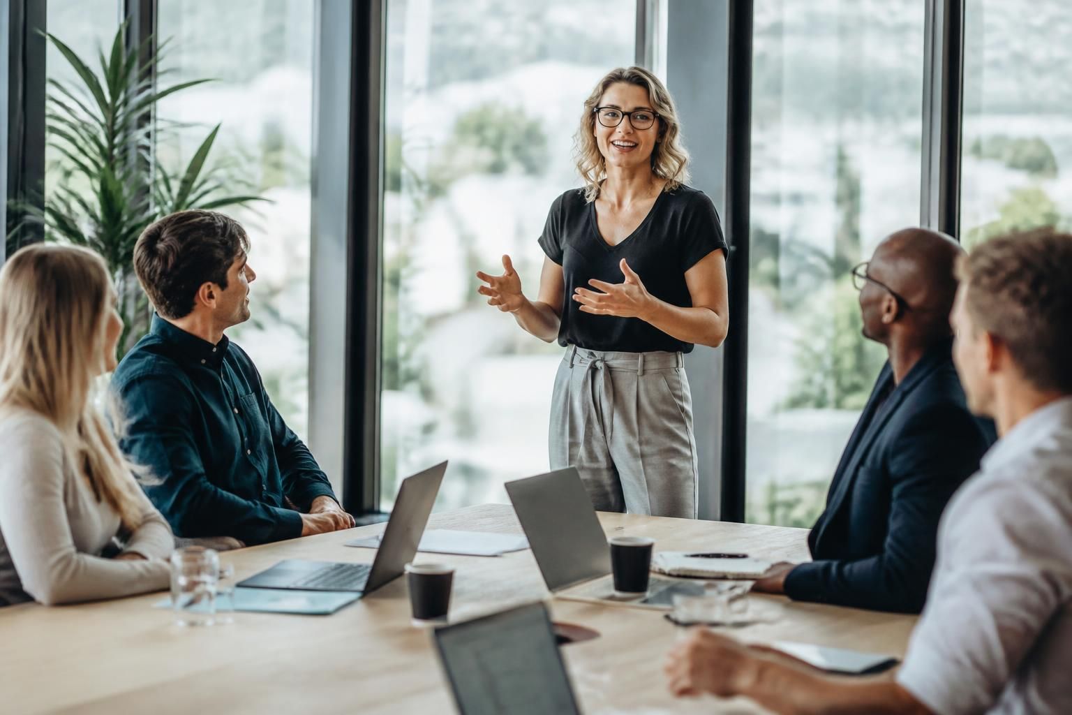 découvrez l'importance cruciale de la formation en entreprise et comment cef learning joue un rôle clé dans le développement des compétences professionnelles.